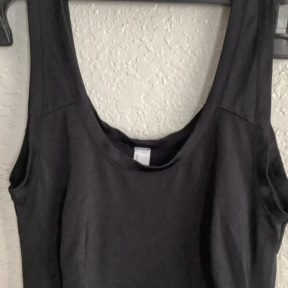 Nancy Ganz Midnight Black Shapewear Tank - Picture 2 of 5